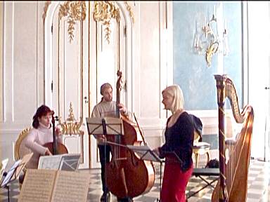 CHRISTINA FASSBENDER - A TRIBUTE TO THE 'OLD FRITZ' AND HIS    CONCERTO NO 3 FOR FLUTE